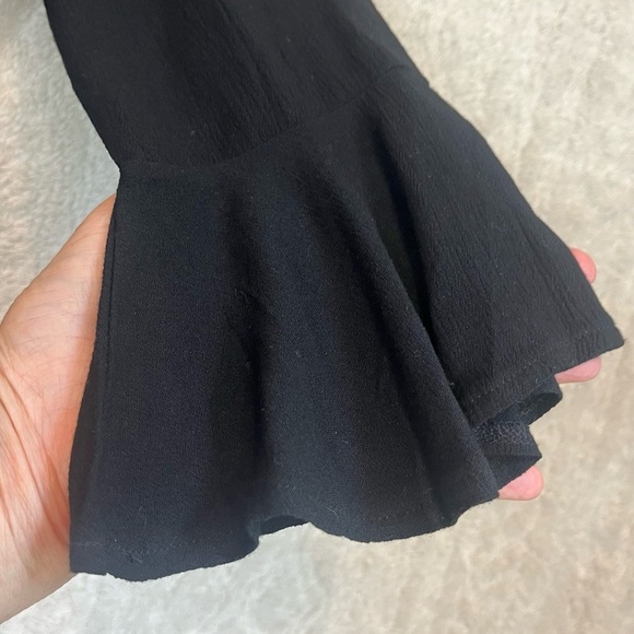 ShowPo Black Rayon Shorts Romper Faux Wrap Jumpsuit Sz 4 - Picture 5 of 16